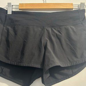 Lululemon Hotty Hot Low-Rise Lined Short 4"